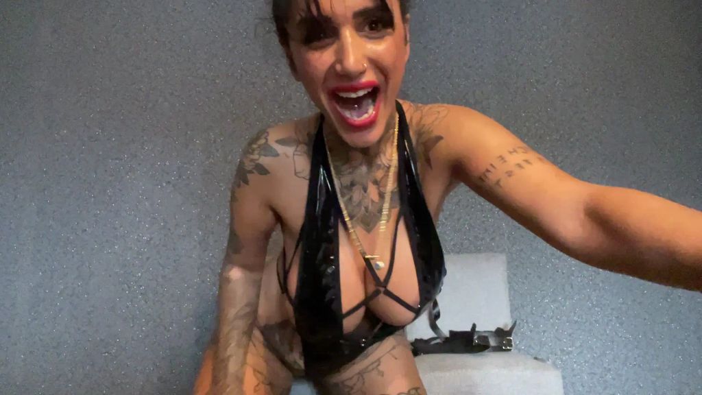 sexy foto nr. 4 von Extreme Dominante Wixxanleitung in Lack und Leder!!!!