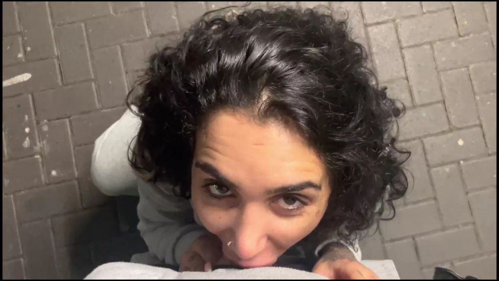 sexy foto nr. 7 von Public Blowi! Scheisse, wir wurden erwischt!
