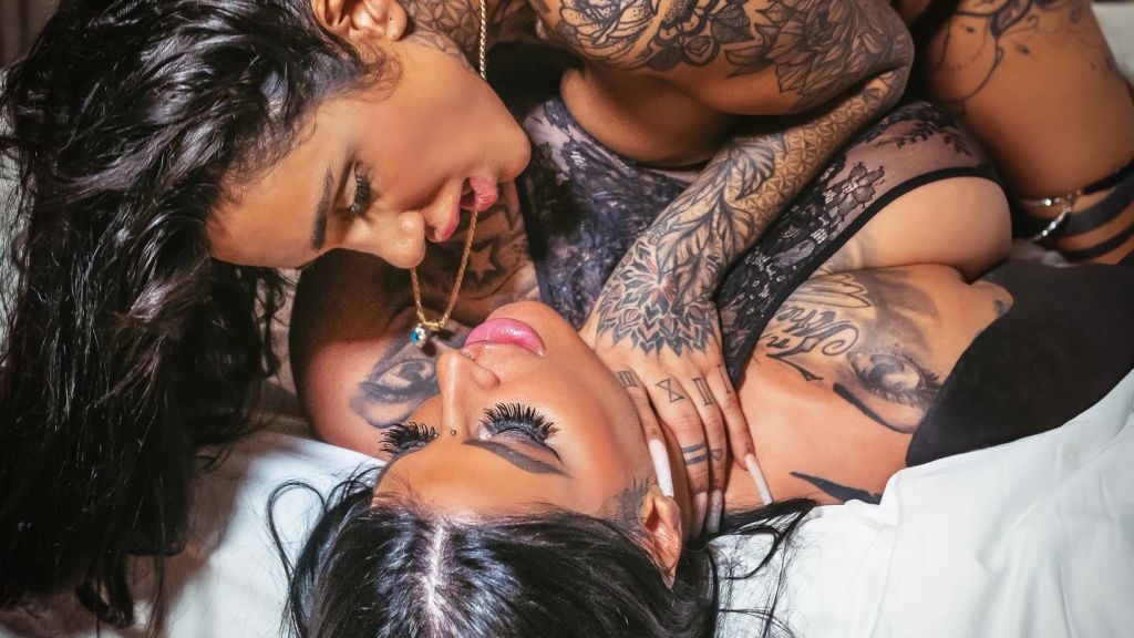 sexy foto nr. 10 von Feuchte Latinas !!