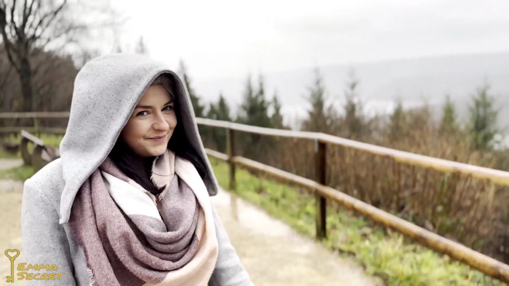 sexy foto nr. 2 von War das okay?! Mieses Wetter, geiler FICK! Outdoor CREAMPIE!