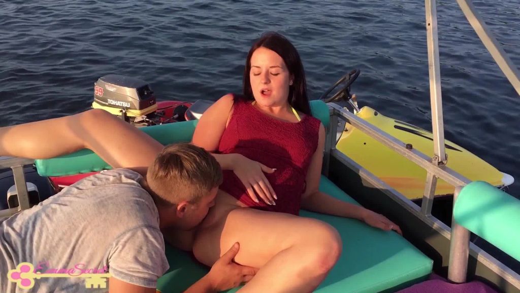 sexy foto nr. 3 von KRASS! PUBLIC auf dem Schiff gefickt!