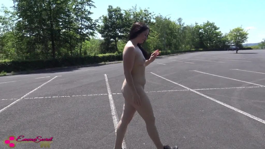 sexy foto nr. 6 von MUTPROBE! Nackt in der Öffentlichkeit!