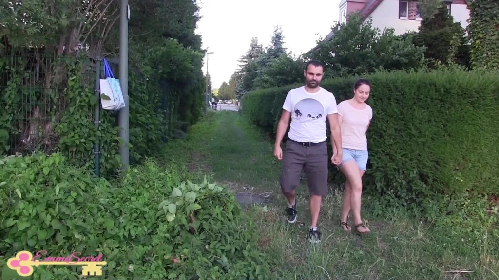 sexy foto nr. 1 von MEGAHEFTIG! BLOWJOB mitten im Park!
