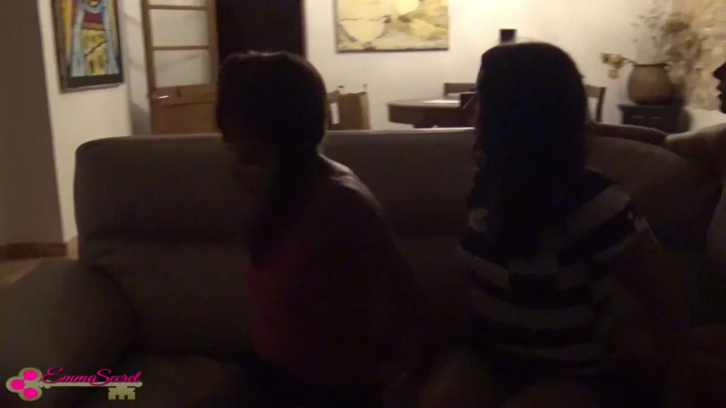 sexy foto nr. 3 von Das Horrorlesben Haus! Wer nicht leckt, wird verflucht!