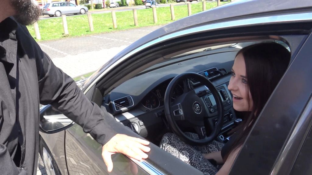 sexy foto nr. 9 von Parkplatz-Sünde endet in harter Public-Fick-Session!