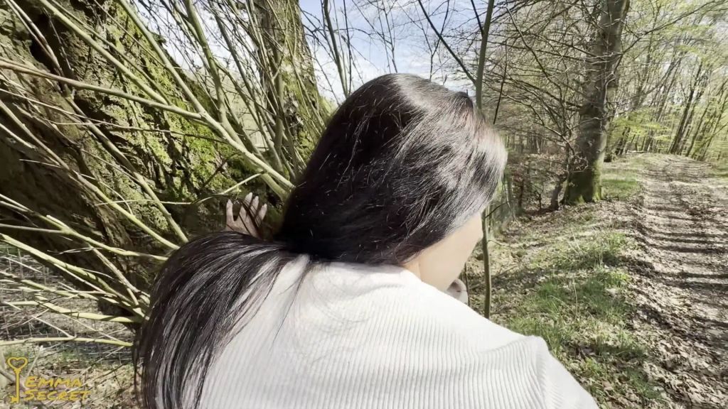 sexy foto nr. 5 von Öffentlicher Wald-Fick im Minirock! Konnte nicht nein sagen!