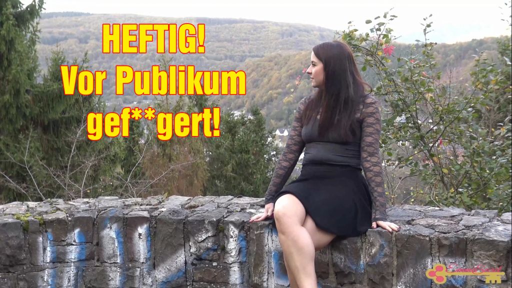 HEFTIG! Vor Publikum gefingert!