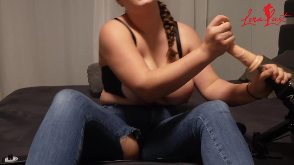 sexy foto nr. 6 von Jeans zerrissen und dann kam die Fickmaschine