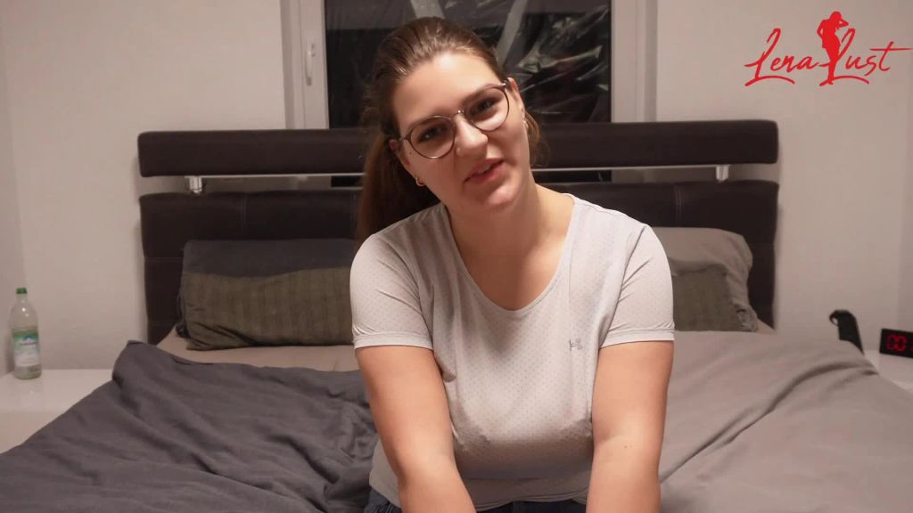 sexy foto nr. 1 von Lena kommt gleich 2mal zum Orgasmus