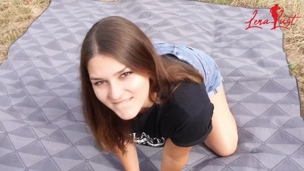sexy foto nr. 2 von Selbstbefriedigung in den Weinbergen!