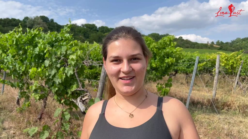 sexy foto nr. 1 von Schnelles kleines Geschäft in der Natur