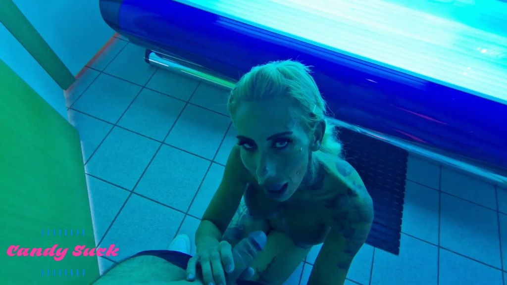 sexy foto nr. 6 von Spanner beobachtet mich im Solarium