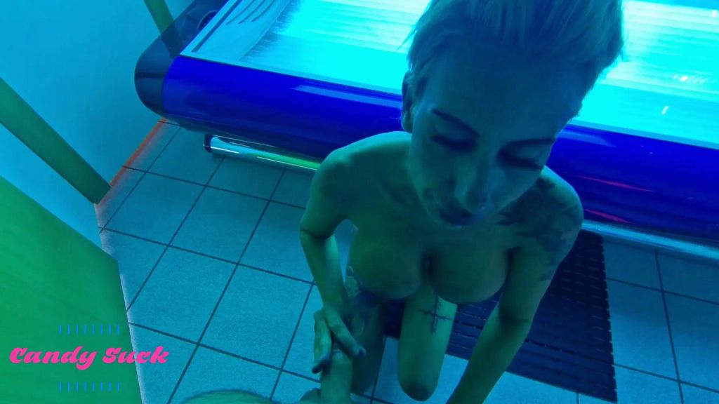 sexy foto nr. 7 von Spanner beobachtet mich im Solarium