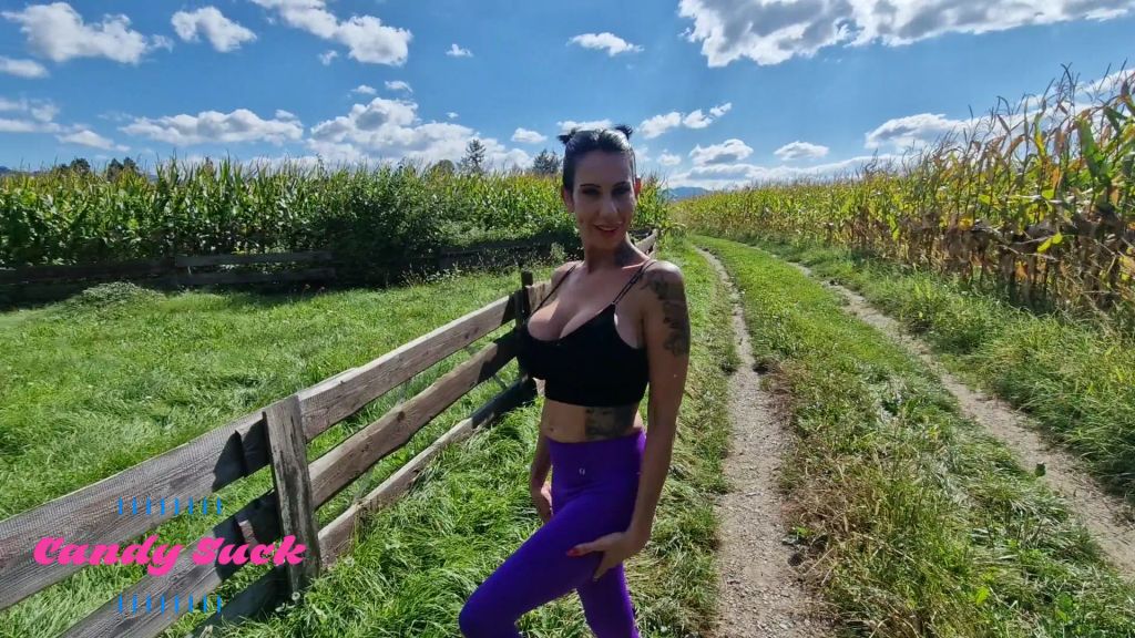 sexy foto nr. 3 von Ich piss ganz frech bei meinem Nachbarn in den Garten