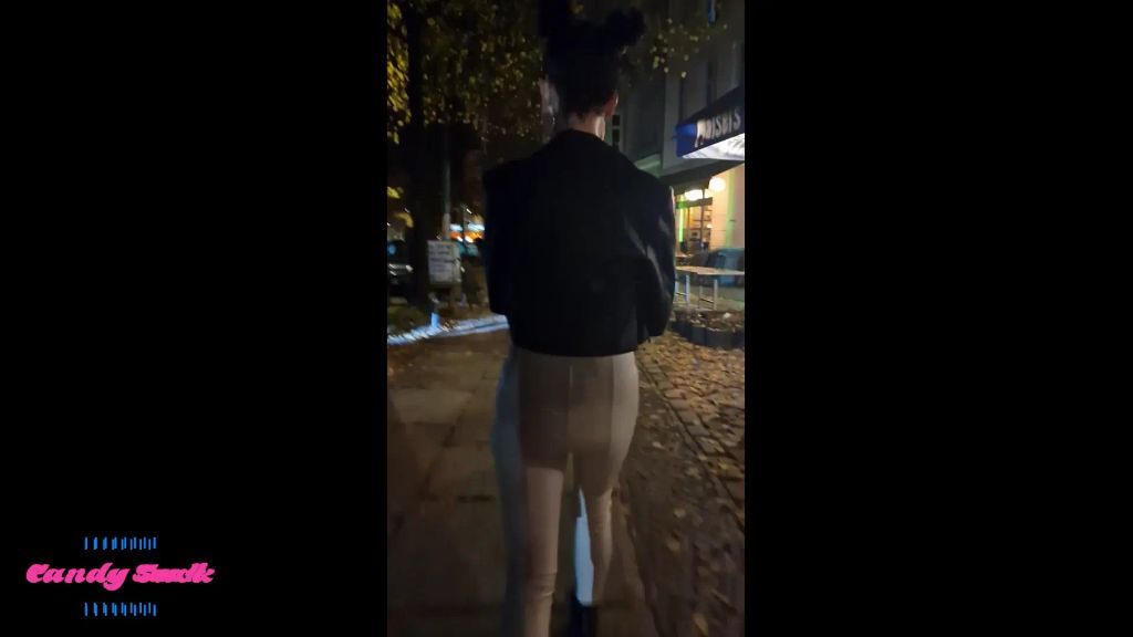 sexy foto nr. 2 von Geiler Straßenpiss in Berlin