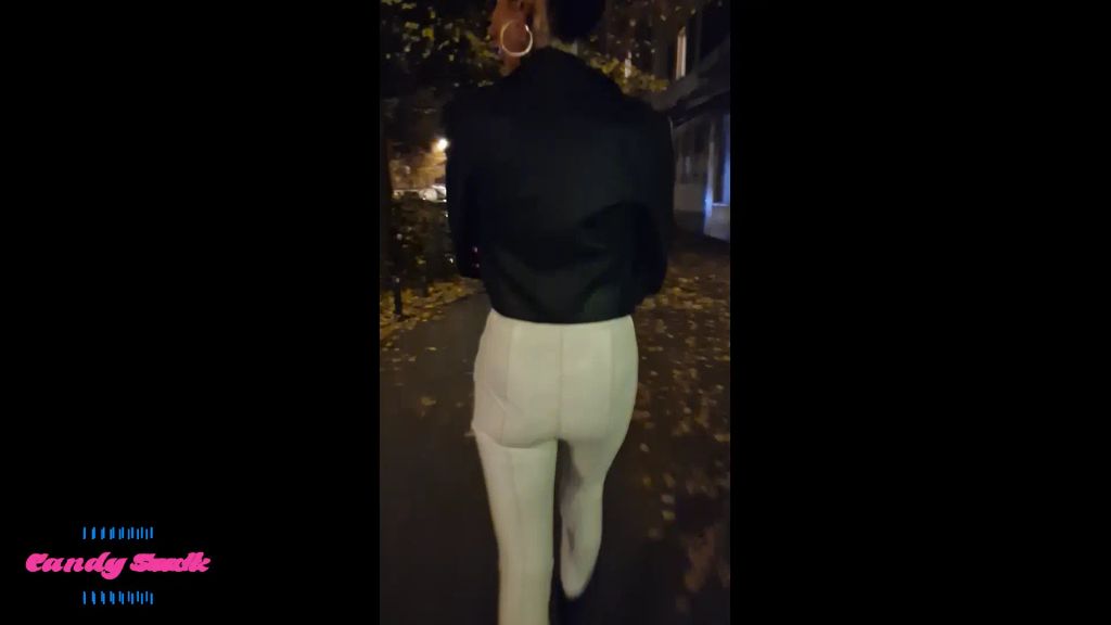 sexy foto nr. 3 von Geiler Straßenpiss in Berlin