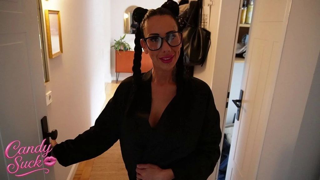 Perverser Masseur nutzt mich aus und spritzt mich voll
