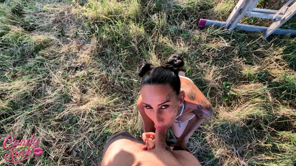 sexy foto nr. 4 von Ich werde feucht, wenn du mich anfasst fick mich jetzt