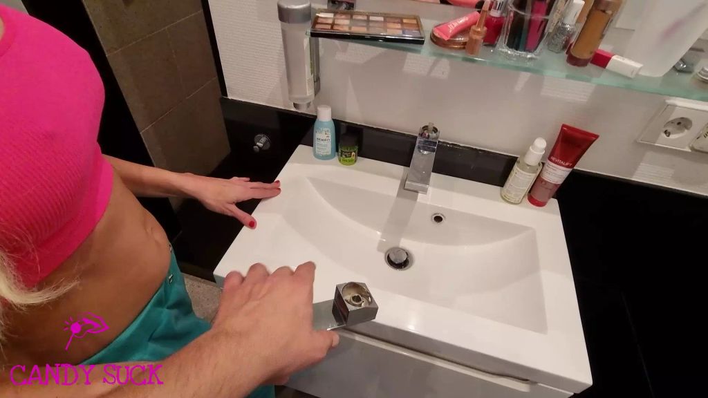 sexy foto nr. 1 von ABGESPRITZT IN DER DUSCHE