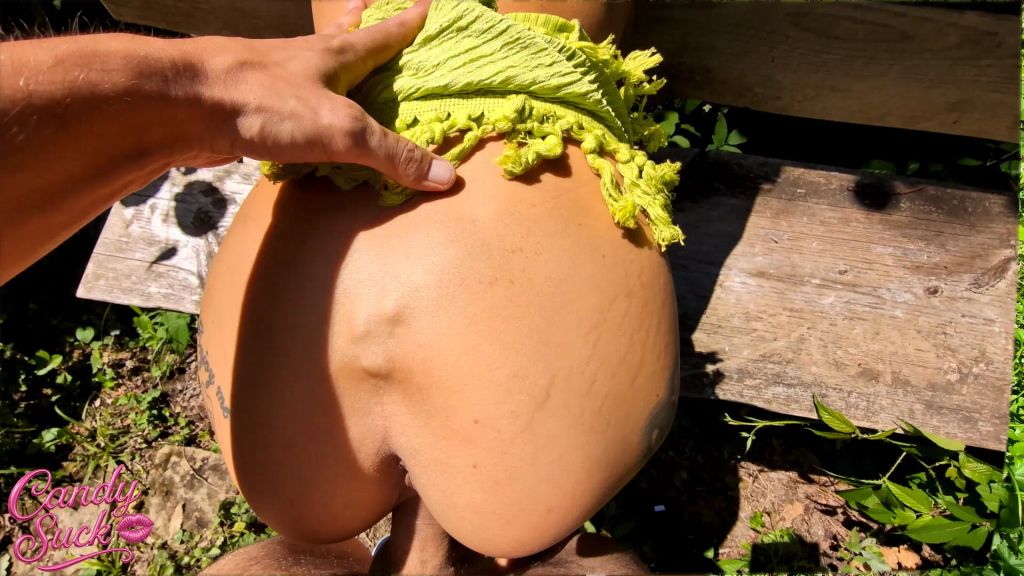 sexy foto nr. 7 von Er fragt nach dem Weg ich zeig ihm meine Fotze
