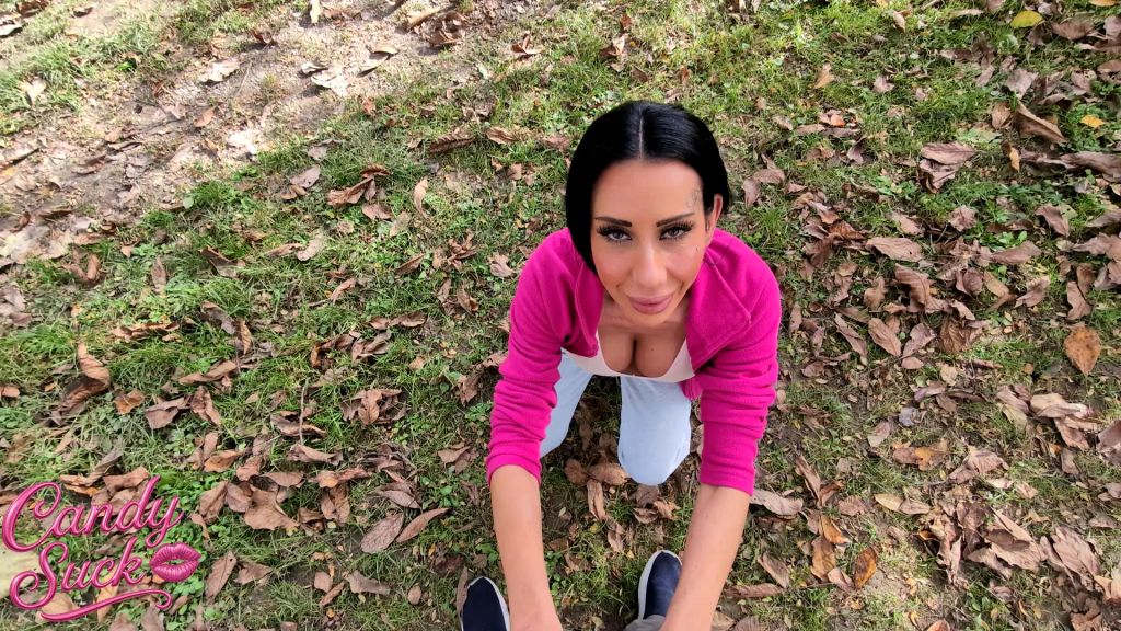 sexy foto nr. 2 von Mieses Arschloch belästigt mich beim joggen, und spritzt mir