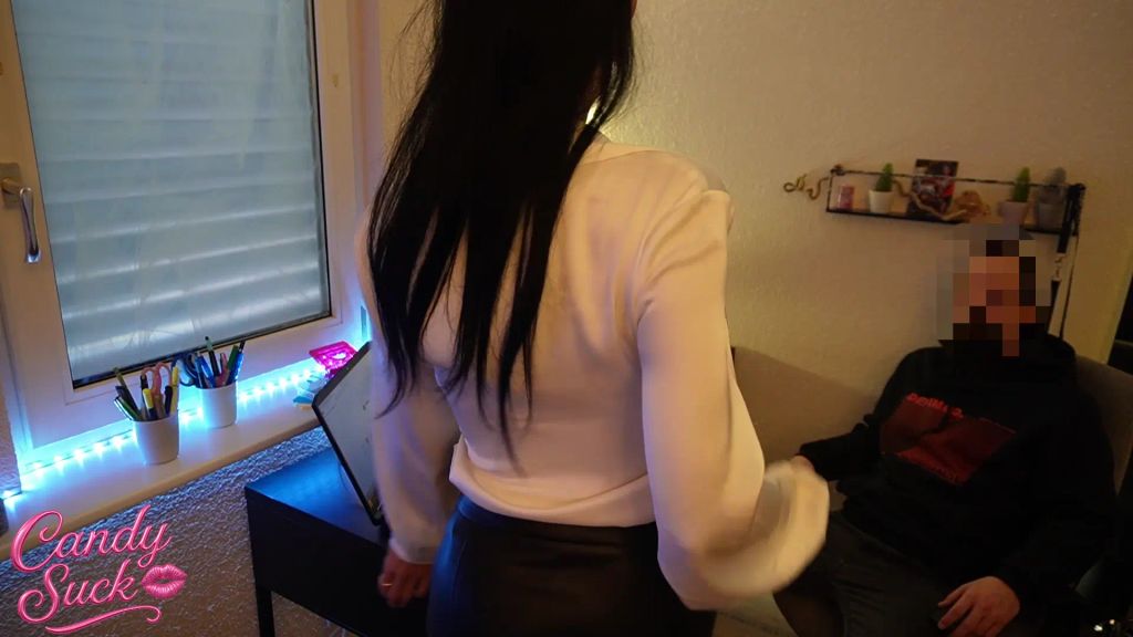 sexy foto nr. 1 von Seine Eier zerfetzen, 2 Mal hintereinander abgespritzt