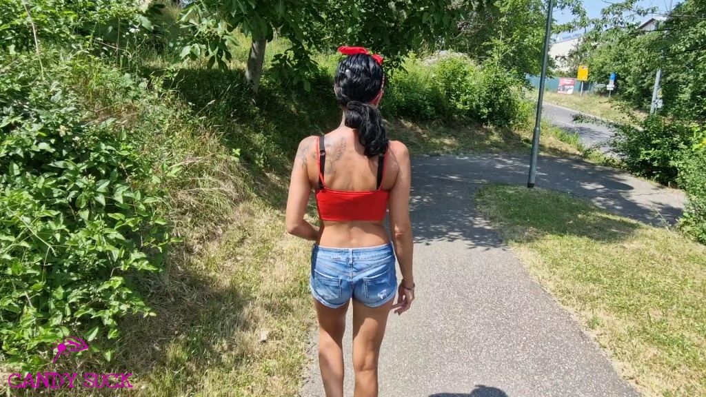 sexy foto nr. 3 von UNTERWEGS GEPISST