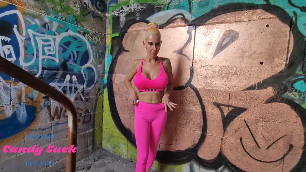 sexy foto nr. 4 von Candy macht wieder Pipi