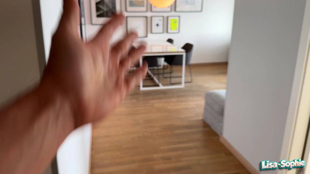 sexy foto nr. 1 von Ficken für den Mietvertrag - so durfte der Makler noch nie