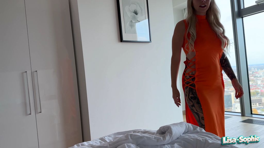 sexy foto nr. 2 von Die Partyhure - Schlammschieben am Morgen nach der Feier