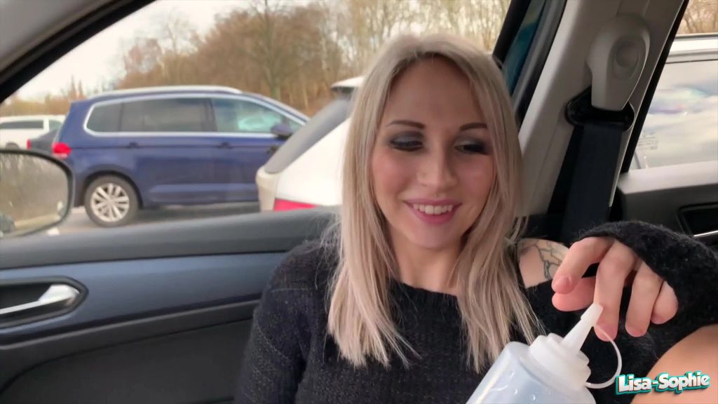 sexy foto nr. 6 von Krasser Parkplatz Fist - und die Autos fuhren direkt vorbei