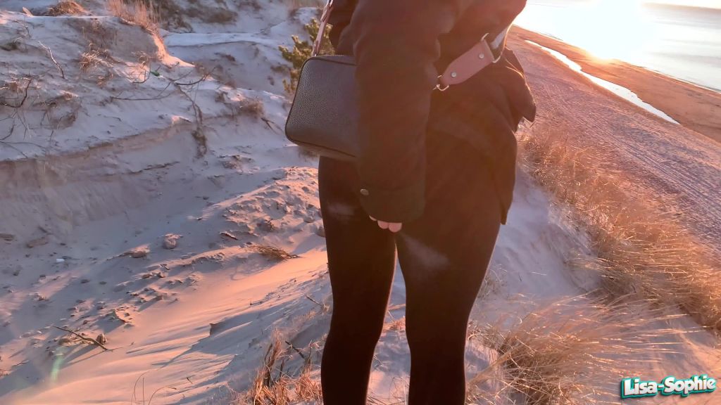 sexy foto nr. 3 von Public Fist am Ostsee Strand !