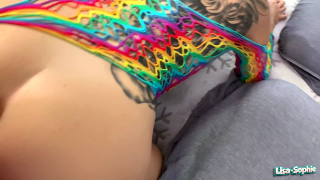 sexy foto nr. 6 von SCHWANZ VS DILDO - die ultimative Orgasmus Challenge *UNCUT*