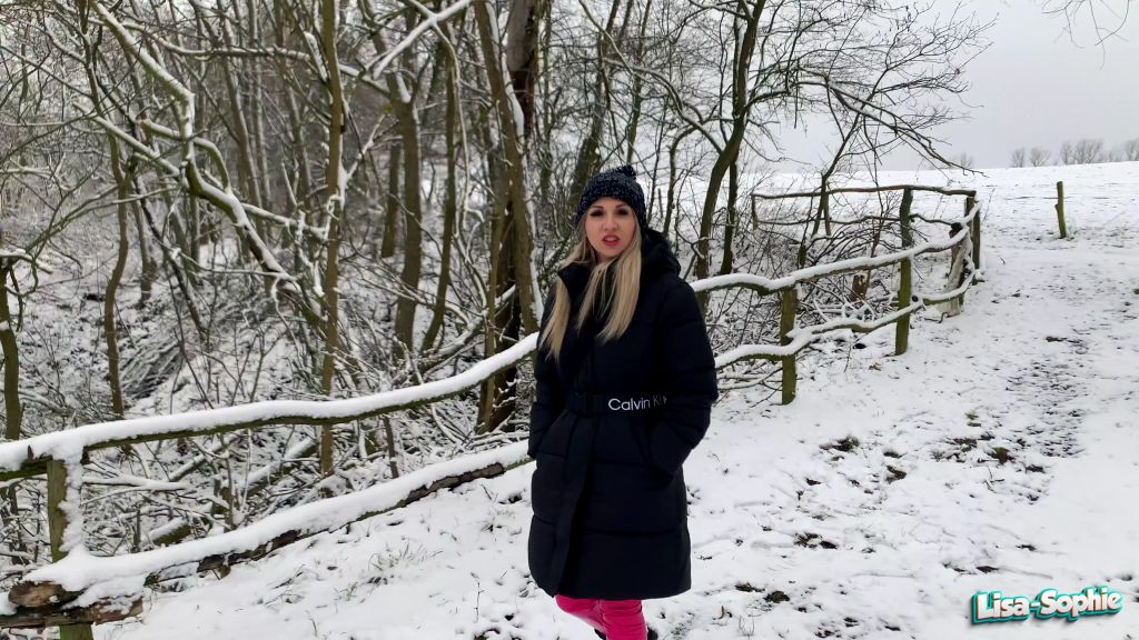 sexy foto nr. 1 von Mutprobe bei -5 Grad - Hättest du es geschafft, alle Löcher