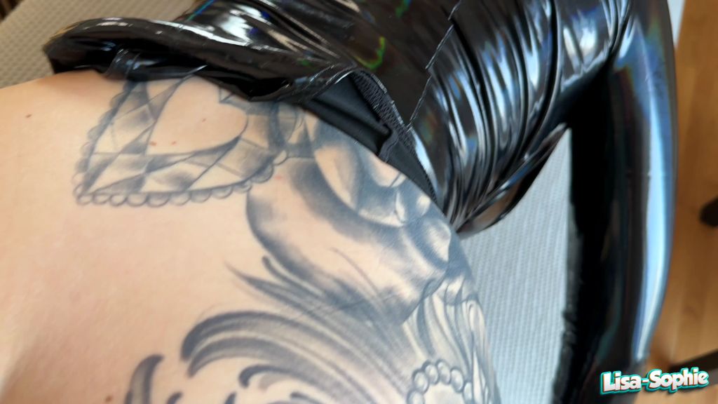 sexy foto nr. 6 von FICK MICH !!! Wetlook Quickie endet mit Mega Cumshot