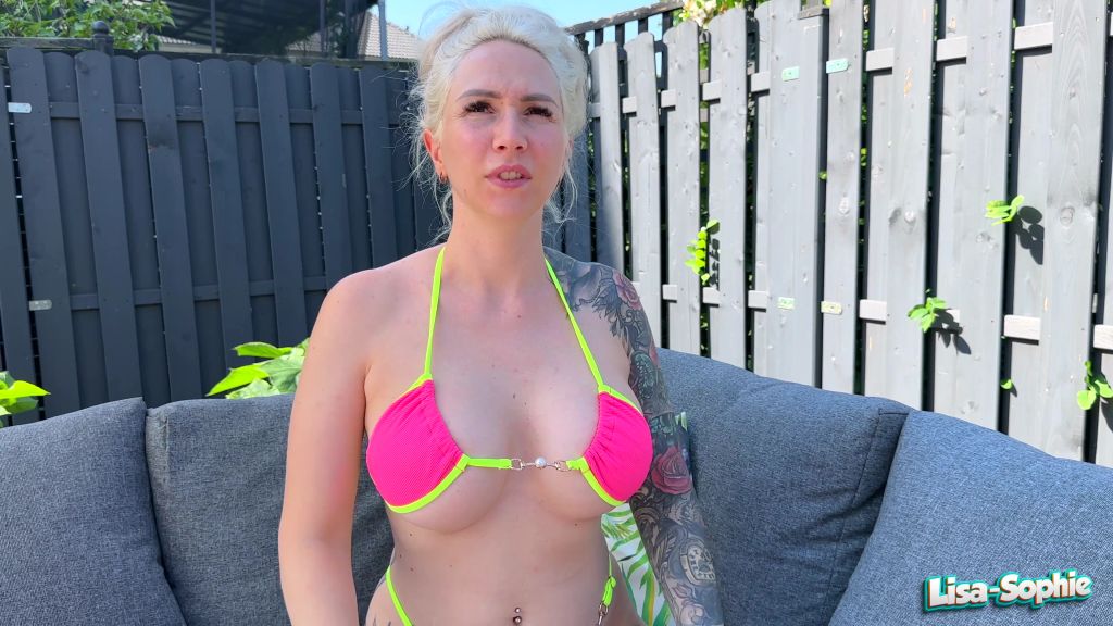 sexy foto nr. 1 von Ausser Kontrolle - Squirt Orgasmus spritzt ihn komplett voll