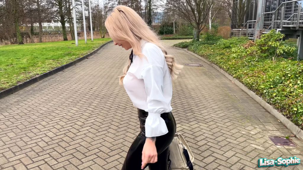 sexy foto nr. 1 von VOLLGEFICKT MIT SPERMA - Schlammschieben für die Beförderung