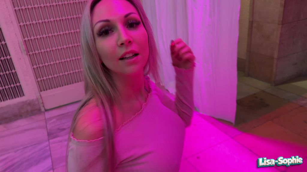 sexy foto nr. 1 von Auf der Venus Messe abgeschleppt - gefistet, zerfickt und ..