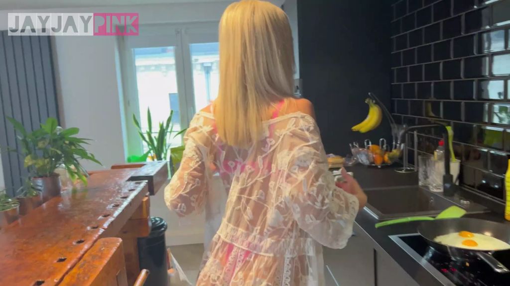 sexy foto nr. 2 von CREAMPIE ZUM FRÜHSTÜCK !! Spermafotze ist serviert