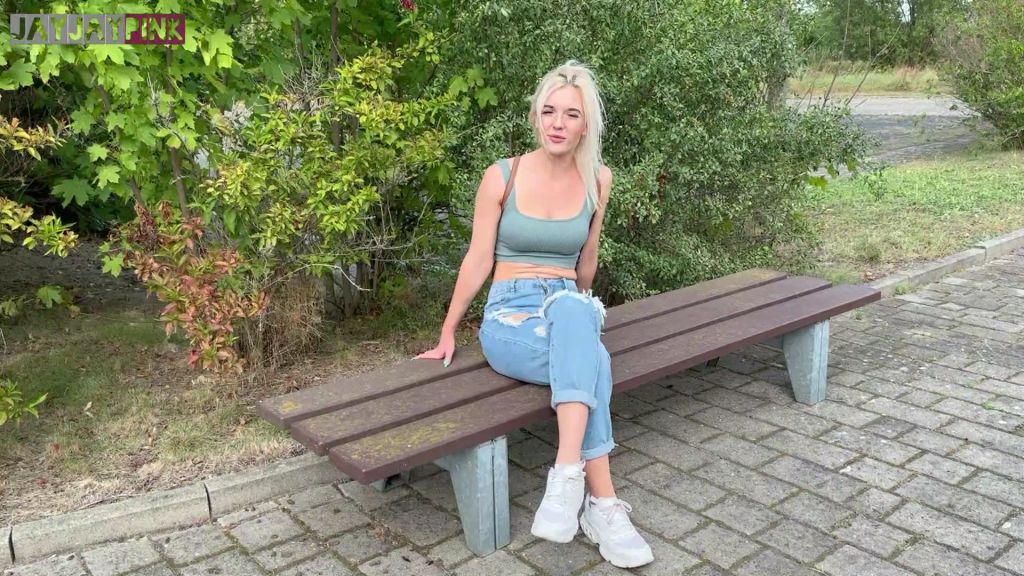sexy foto nr. 1 von ICH FICKE MEINEN EHEMALIGEN LEHRER !!!