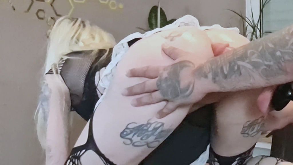Vorschaubild 1 zum Video „Fickmaschinen 3er Teil2“