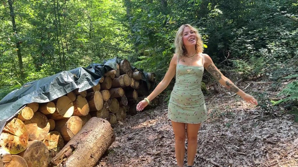 sexy foto nr. 1 von Lebt den der alte Holzmischen noch??