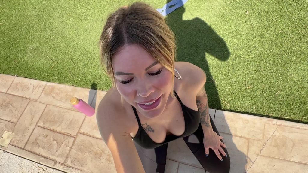 sexy foto nr. 4 von Ich liebe es verschwitzte Schwänze zu blasen!
