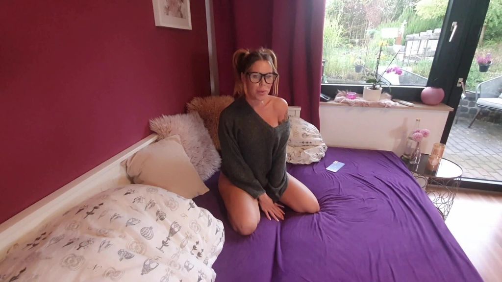 sexy foto nr. 3 von Stief-BRUDER will Sex mir mir! Sonst sage ich es Stief-PAPA!