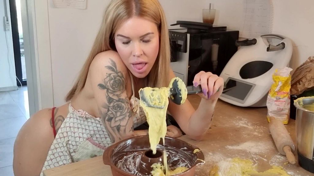 sexy foto nr. 5 von Heiße Köchin LaraBergmann
