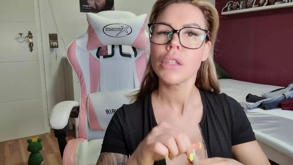 sexy foto nr. 4 von ICH LIEBE ES SPERMA ZU SCHLUCKEN!