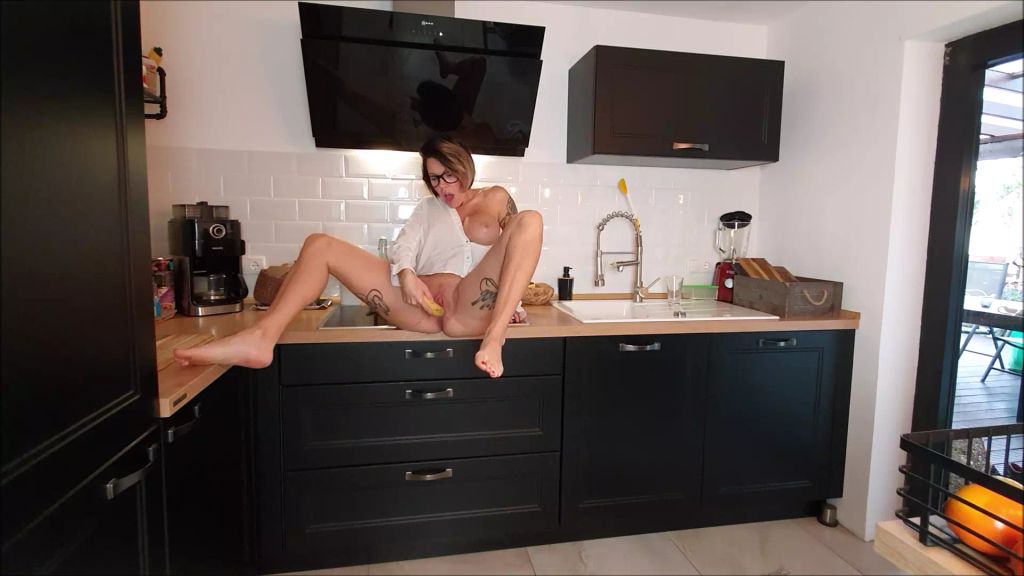 sexy foto nr. 7 von SCHWANGERE HAUSFRAU BRAUCHT ES DRINGEND