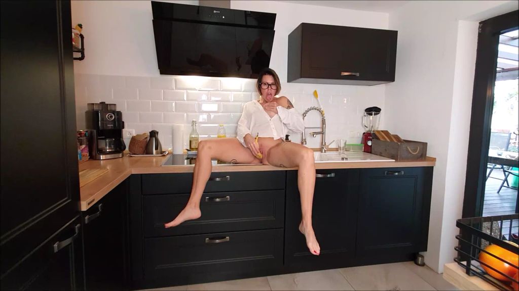 sexy foto nr. 8 von SCHWANGERE HAUSFRAU BRAUCHT ES DRINGEND