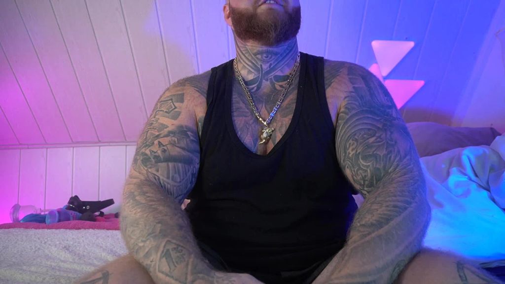 Stiefdaddy versohlt mir den Arsch ich fickte den nachbarsjun