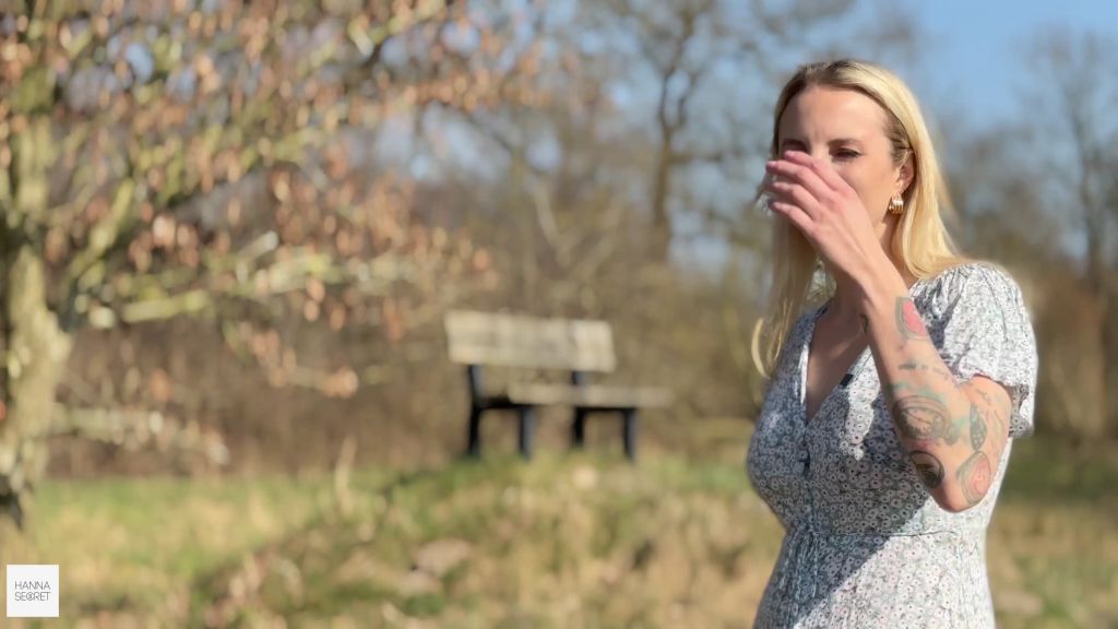 sexy foto nr. 5 von BIBI XXX UND HANNA SECRET AUF EIERSUCHE !